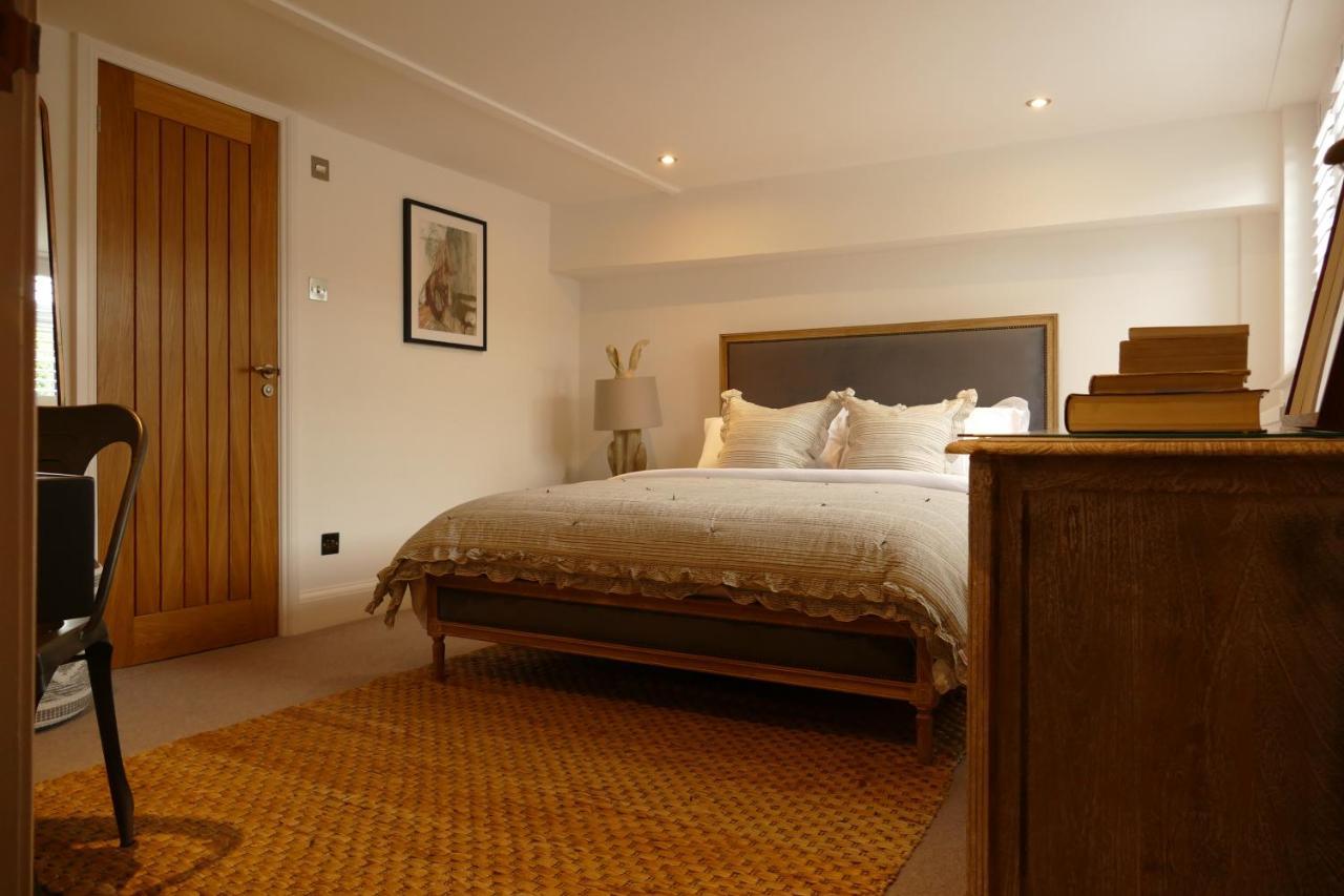 Dinckley Court Boutique Riverside Rooms Abingdon-on-Thames Bagian luar foto